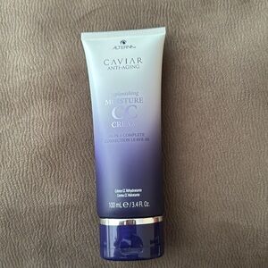 CAVIAR Anti-Aging Replenishing Moisture CC Cream